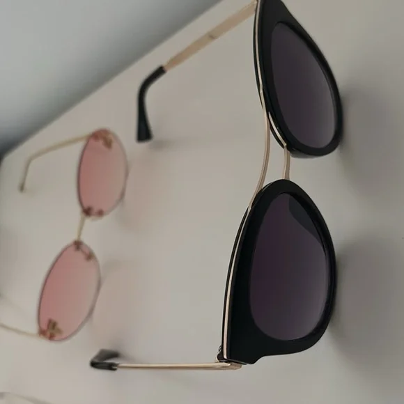 Stylish Women's Sunglasses Set - Black, Pink, and Cream - Picture 3 of 5
